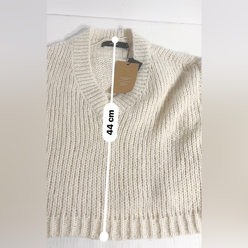 NWT Cozy Cream Sweater Vero Moda soft light size cropped size Medium layering - Picture 6 of 6